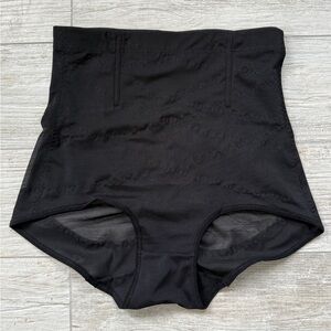 High-Waist Black Shapewear Tummy Control Shapewear